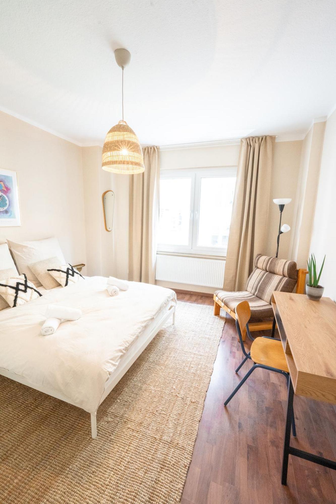 -Super Zentrales Zimmer- Direkt An Der Lutter! Bielefeld Ngoại thất bức ảnh